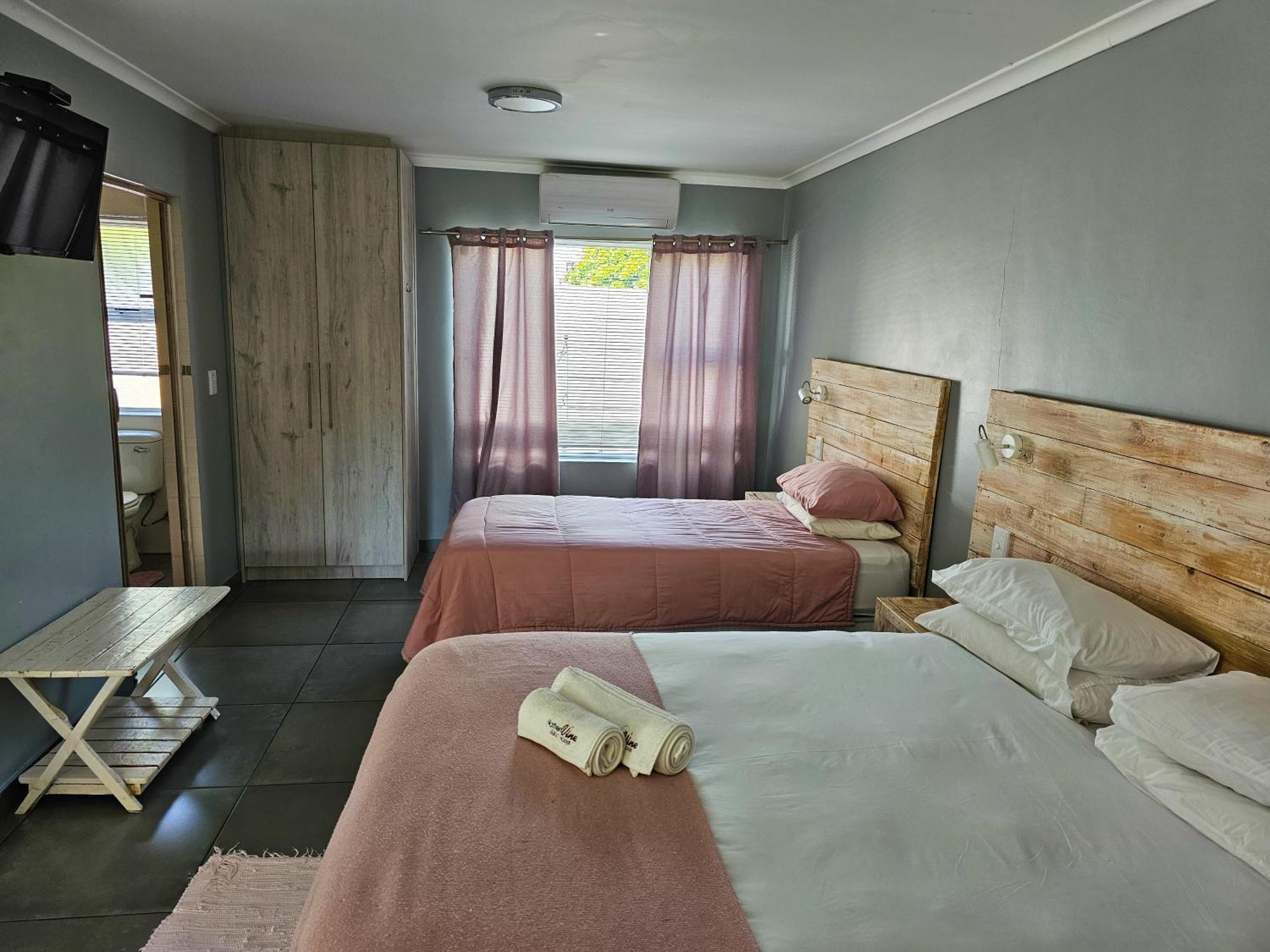Northern Vine Guesthouse B&B Self-Catering Бракенфелл Экстерьер фото